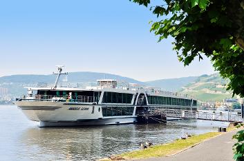 river cruise